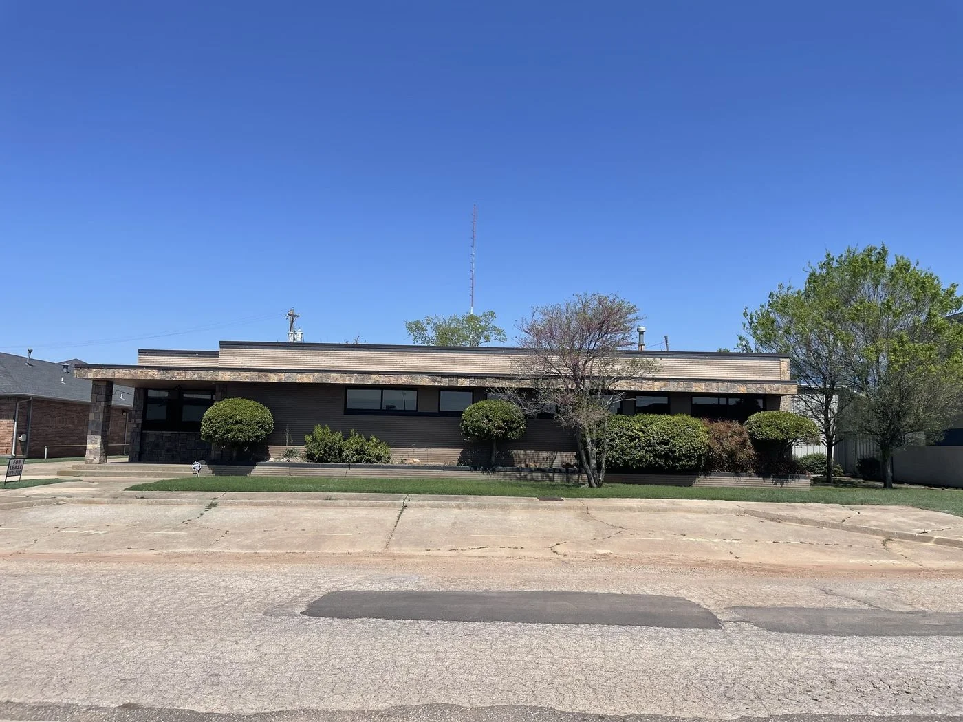 Photo 1 of 111 NE 26th St, Oklahoma City, OK 73105