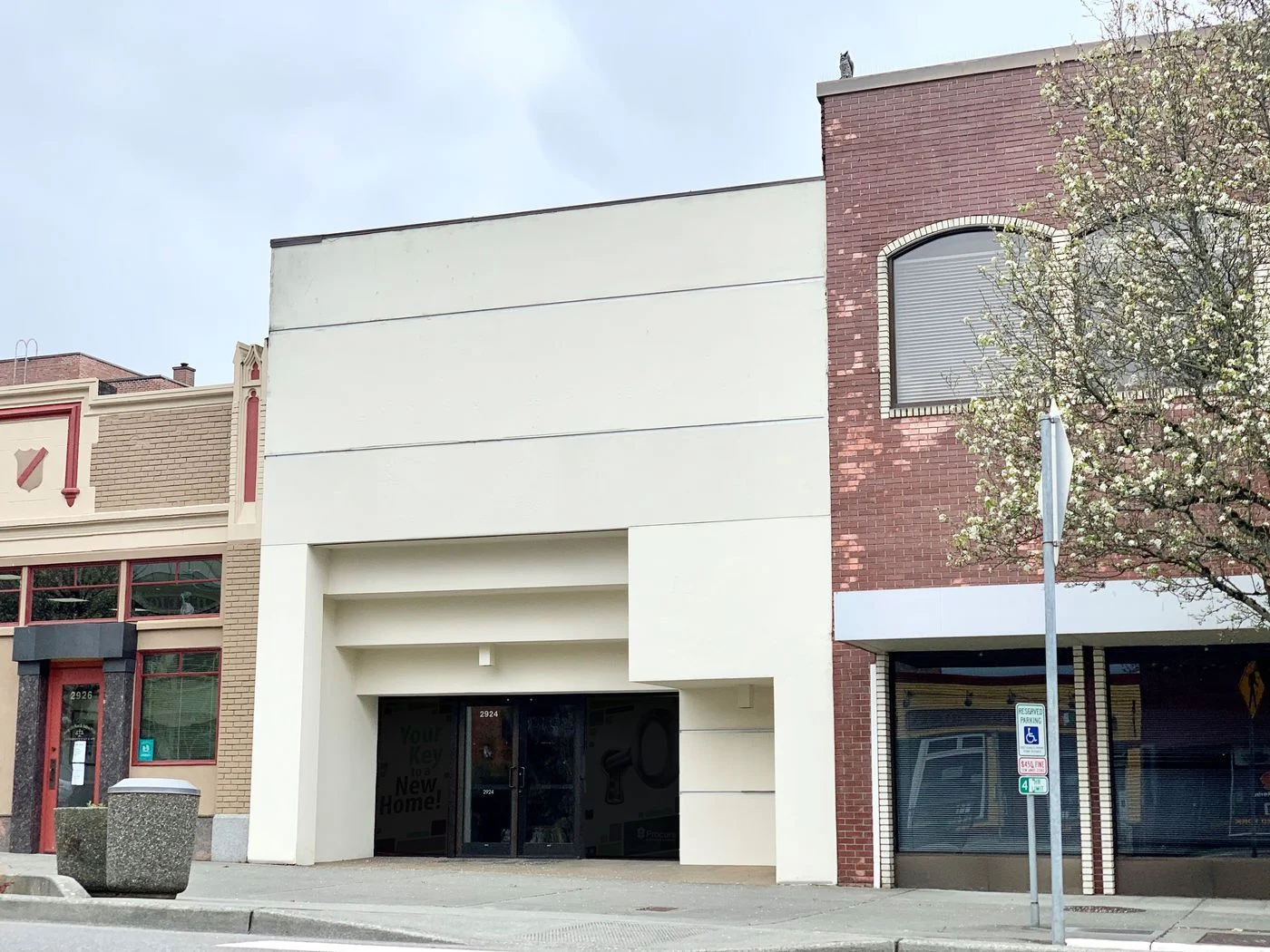 Photo 1 of 2924 Colby Ave, Everett, WA 98201