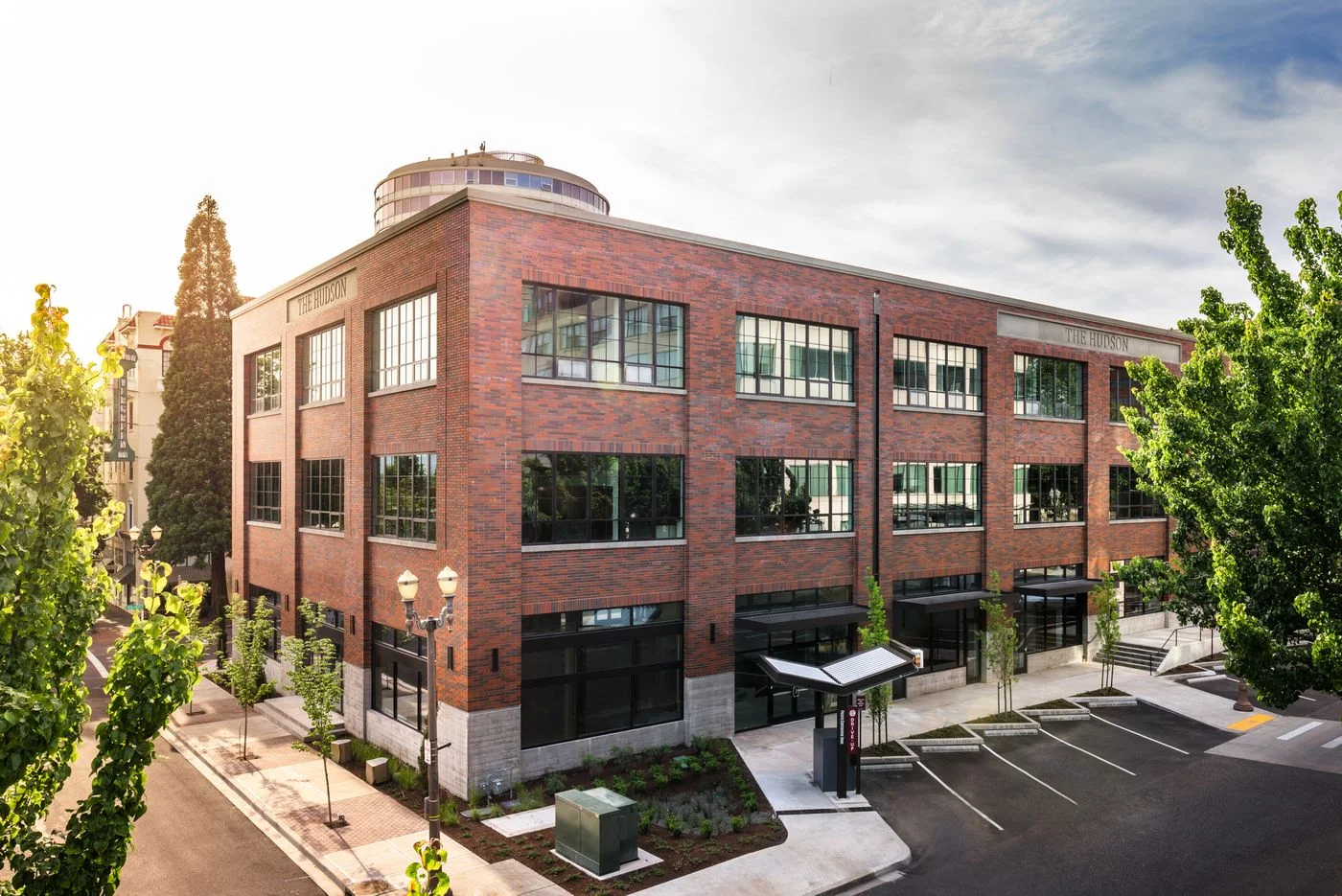 Photo 1 of 101 E 6th St, Vancouver, WA 98660