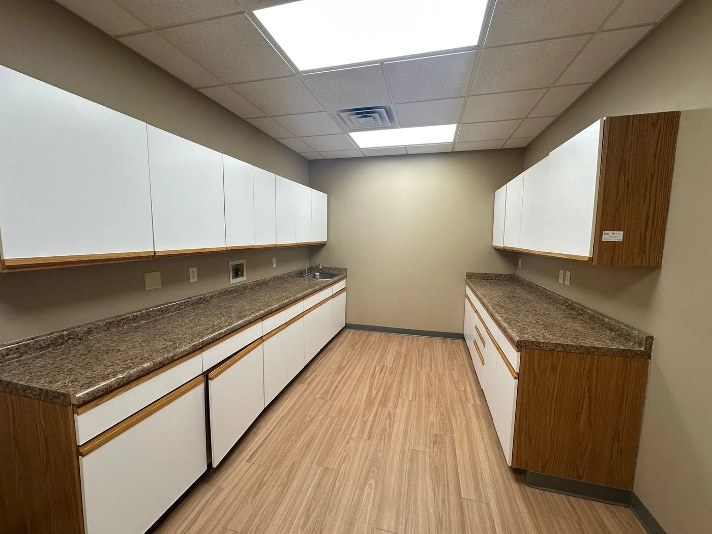 Photo 3 of 4610 South 25th Street, Omaha, NE 68107