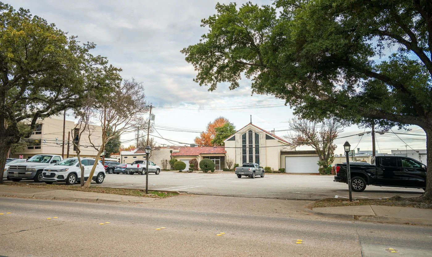 Photo 2 of 716 Main St, Garland, TX 75040