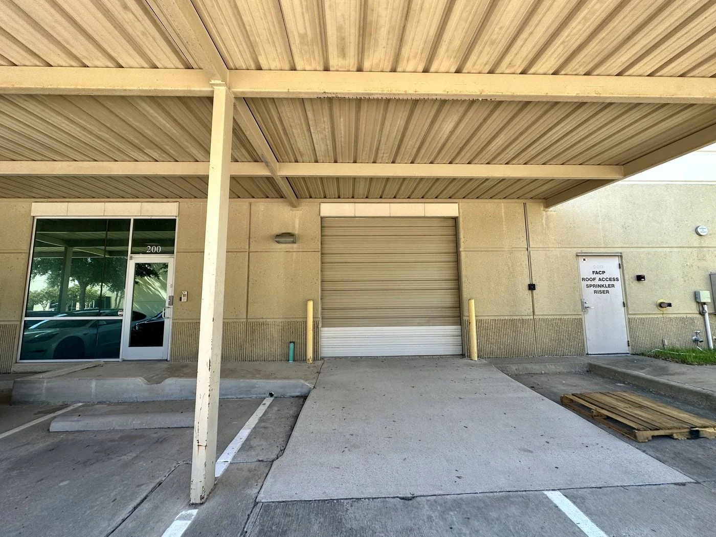 Photo 3 of 3301 Matrix Drive , Richardson, TX 75082