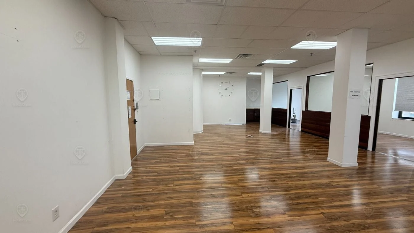 Photo 3 of 46-12 Queens Boulevard, Queens, NY 11104