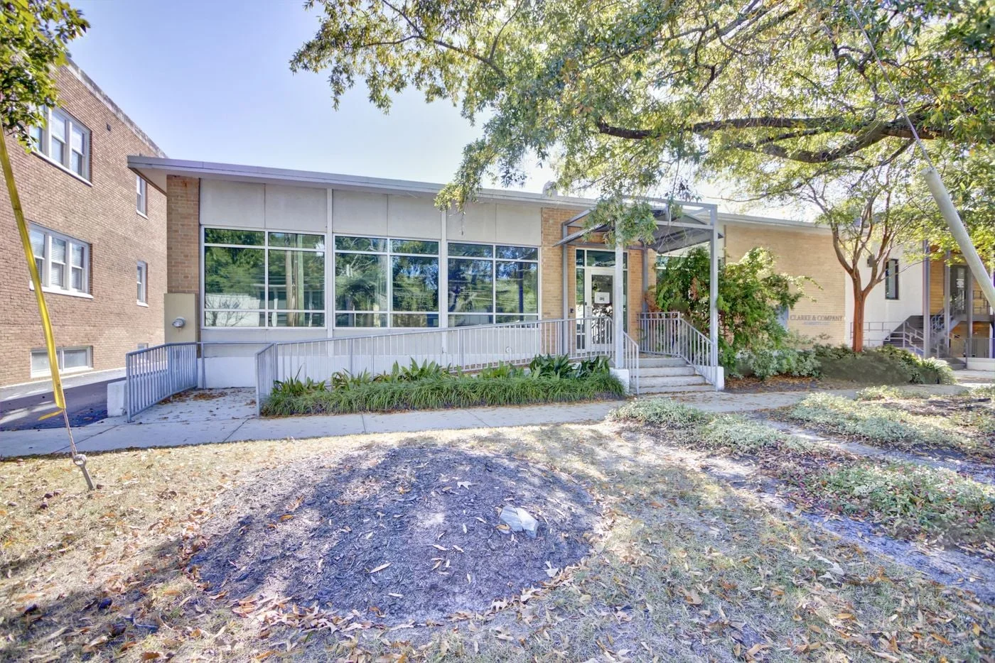 Photo 2 of 2422 Devine Street, Columbia, SC 29205