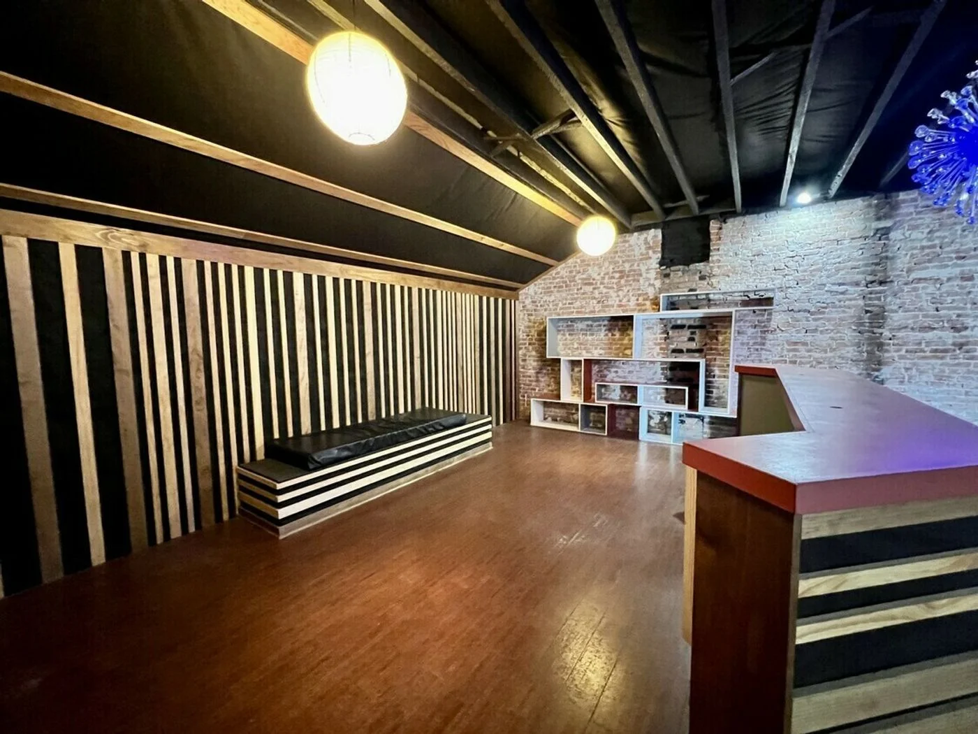Photo-3 of 1529 Grand, Kansas City, MO 64108