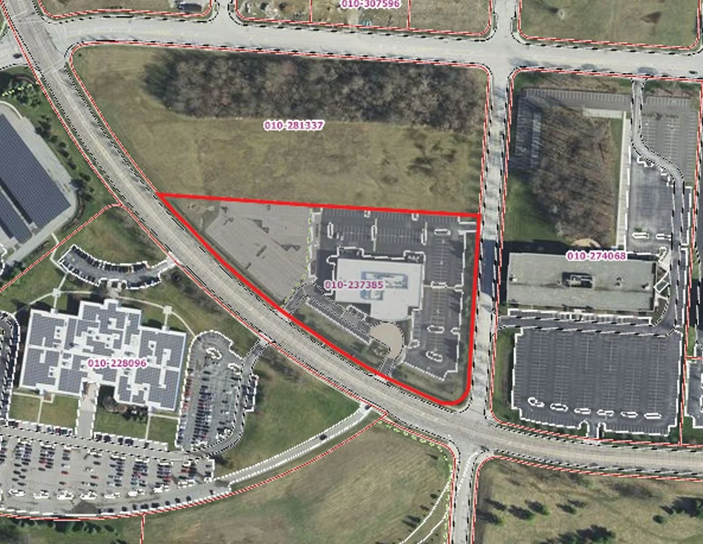 Photo 2 of 3400 Morse Xing, Columbus, OH 43219