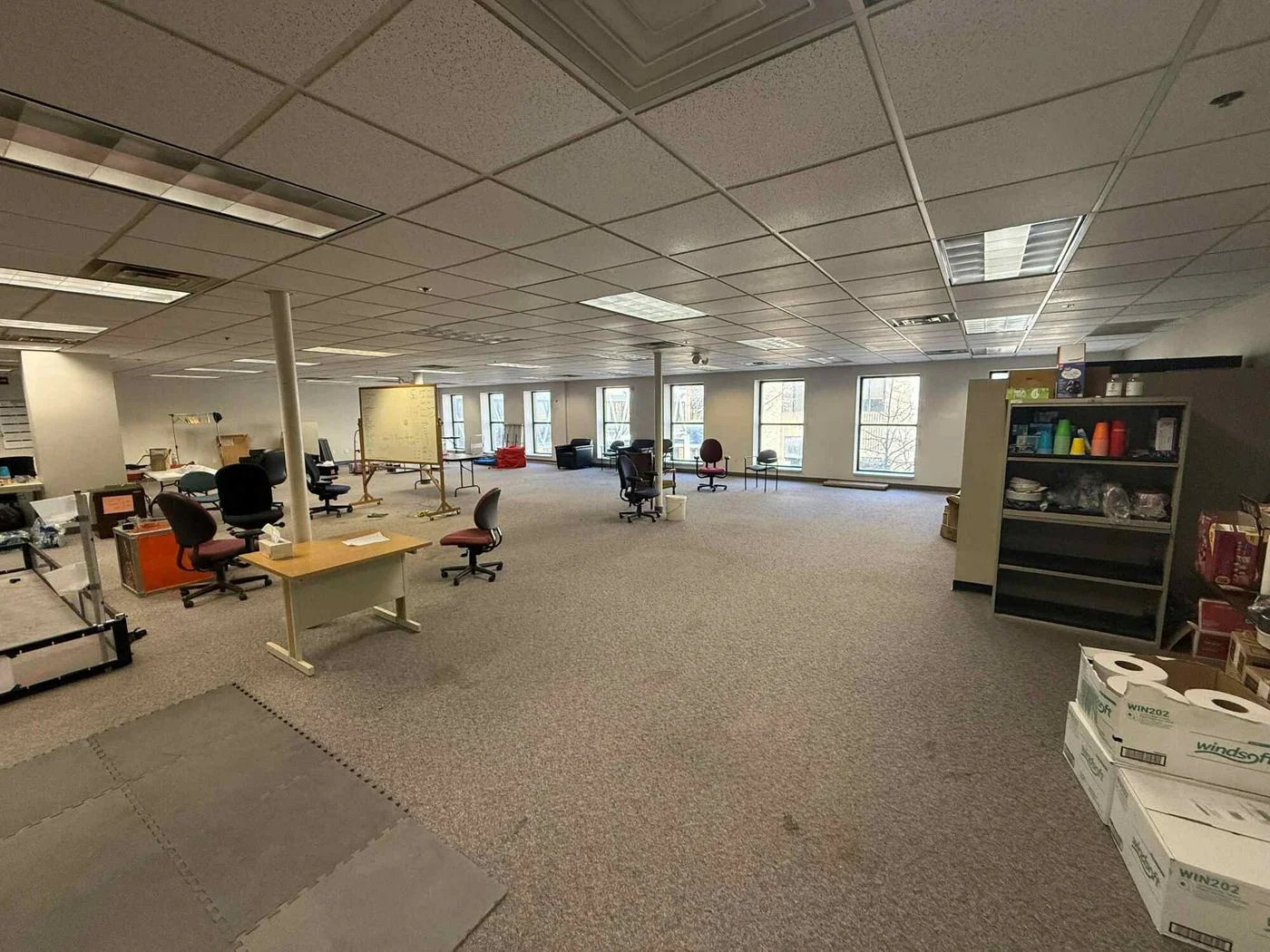 Photo 3 of 210 2nd Street Southeast, Cedar Rapids, IA 52401