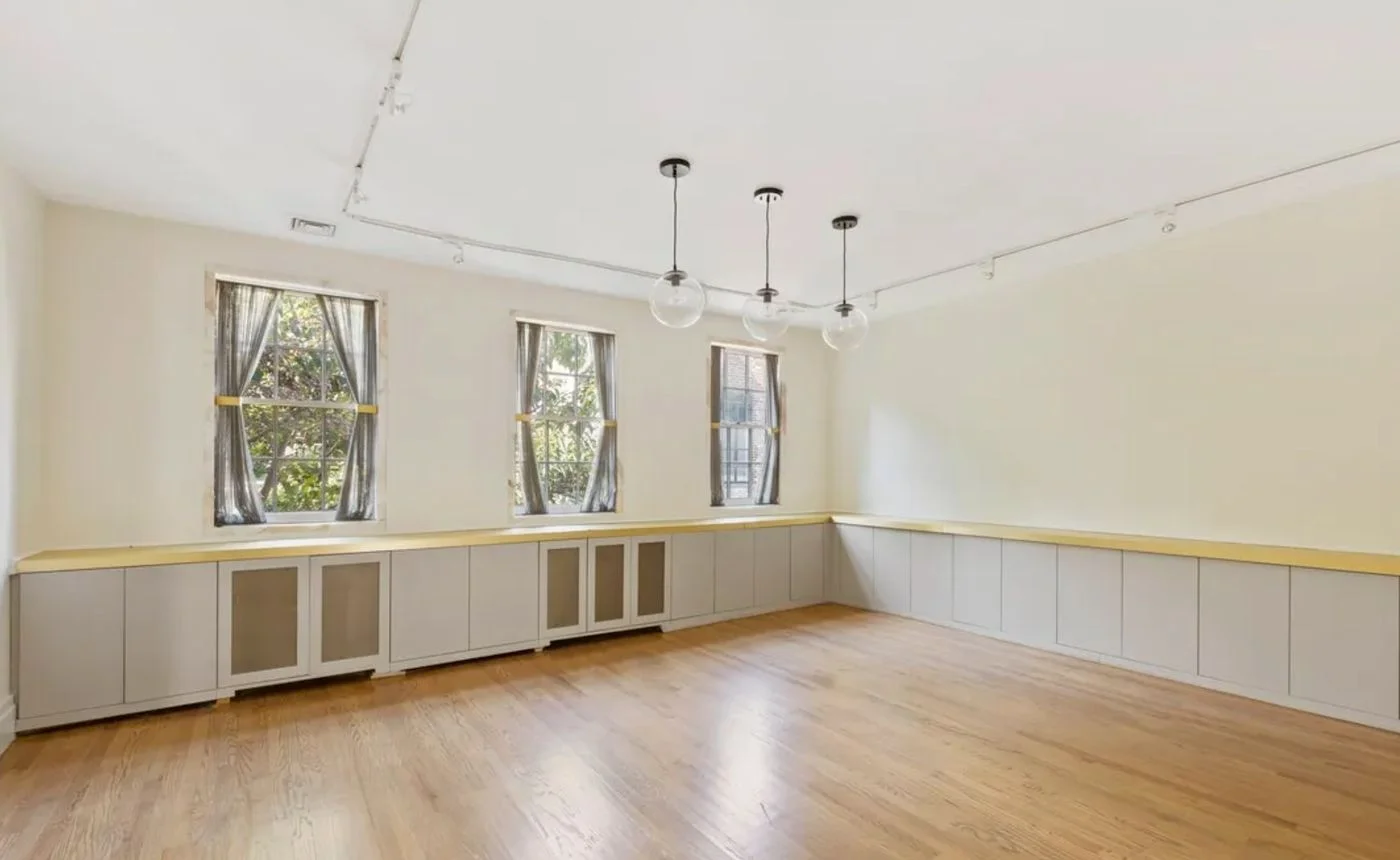 Photo 3 of 24 E 64th St Fl 5, New York, NY 10065