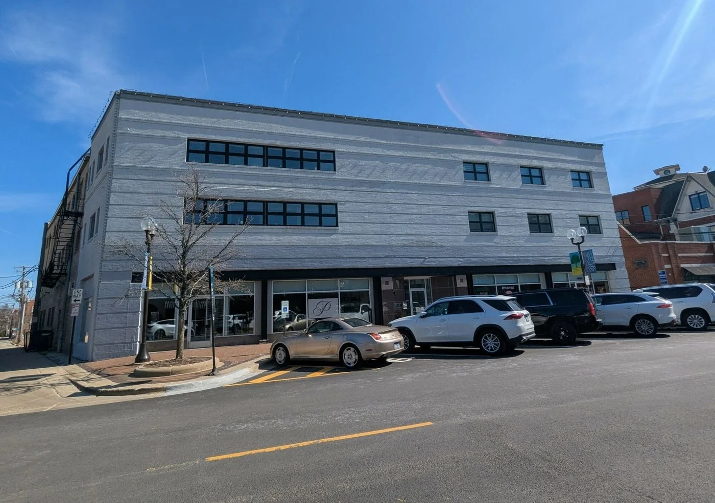 Photo 2 of 1893 Sheridan Rd, Highland Park, IL 60035