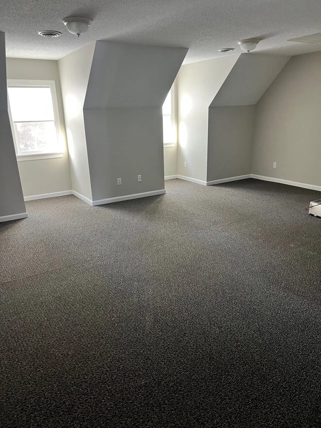 Photo 1 of 218 Boston St, Topsfield, MA 01983