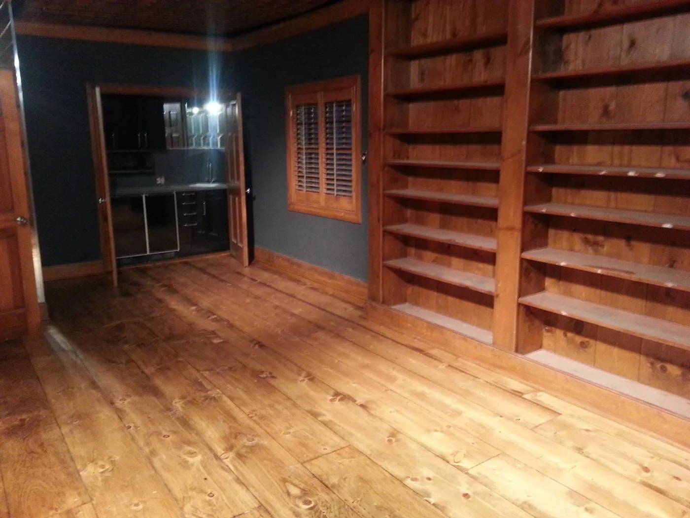 Photo-3 of 13777 Bee St, Farmers Branch, TX 75234