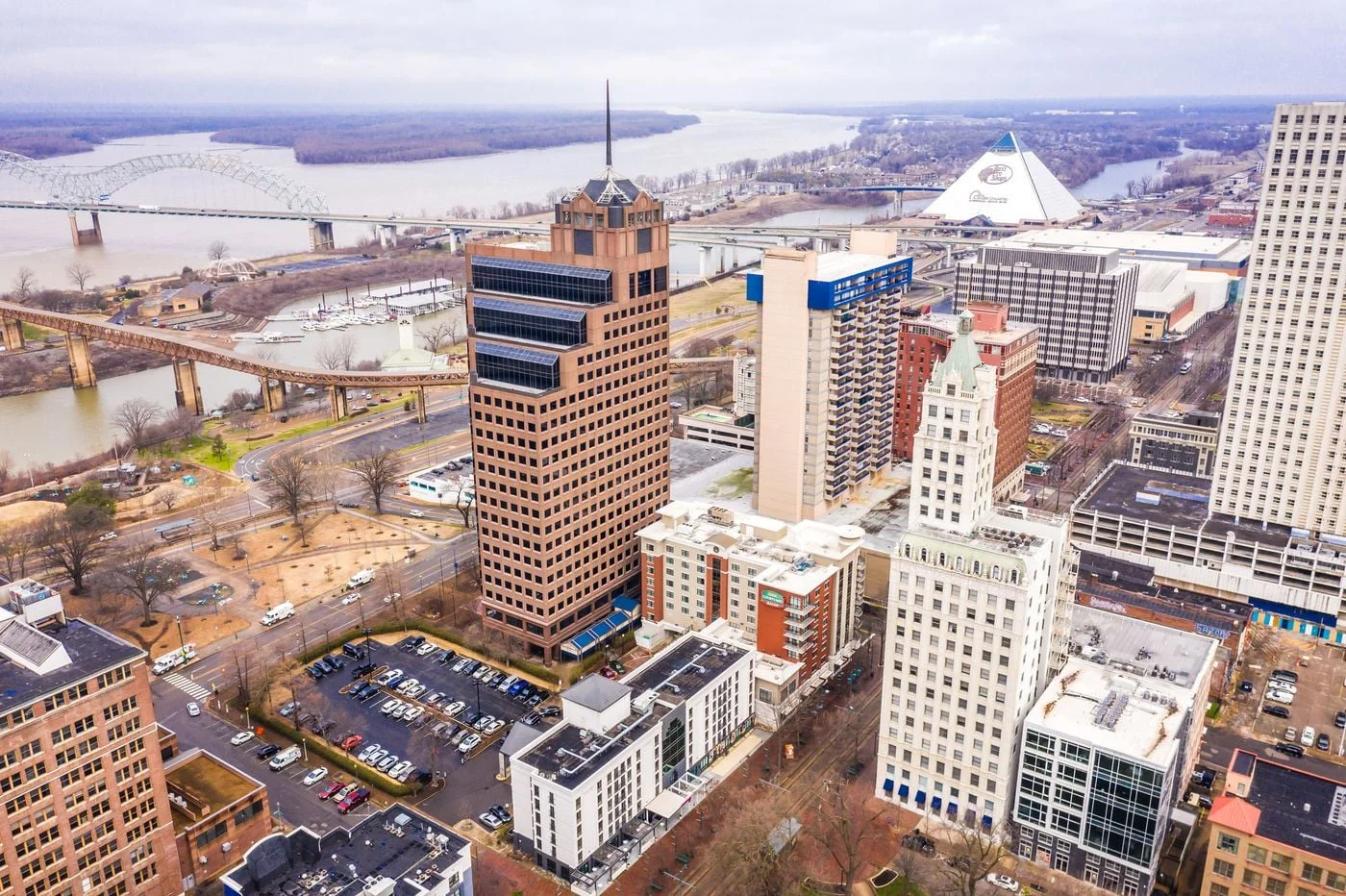 Photo 3 of 110 N Court Ave, Memphis, TN 38103