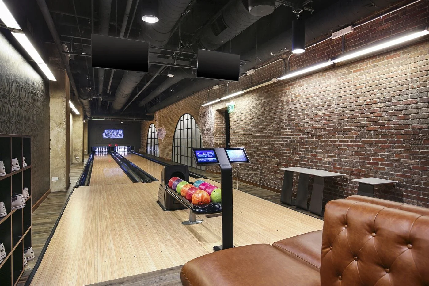 Photo 3 of 518 17th St, Denver, CO 80202