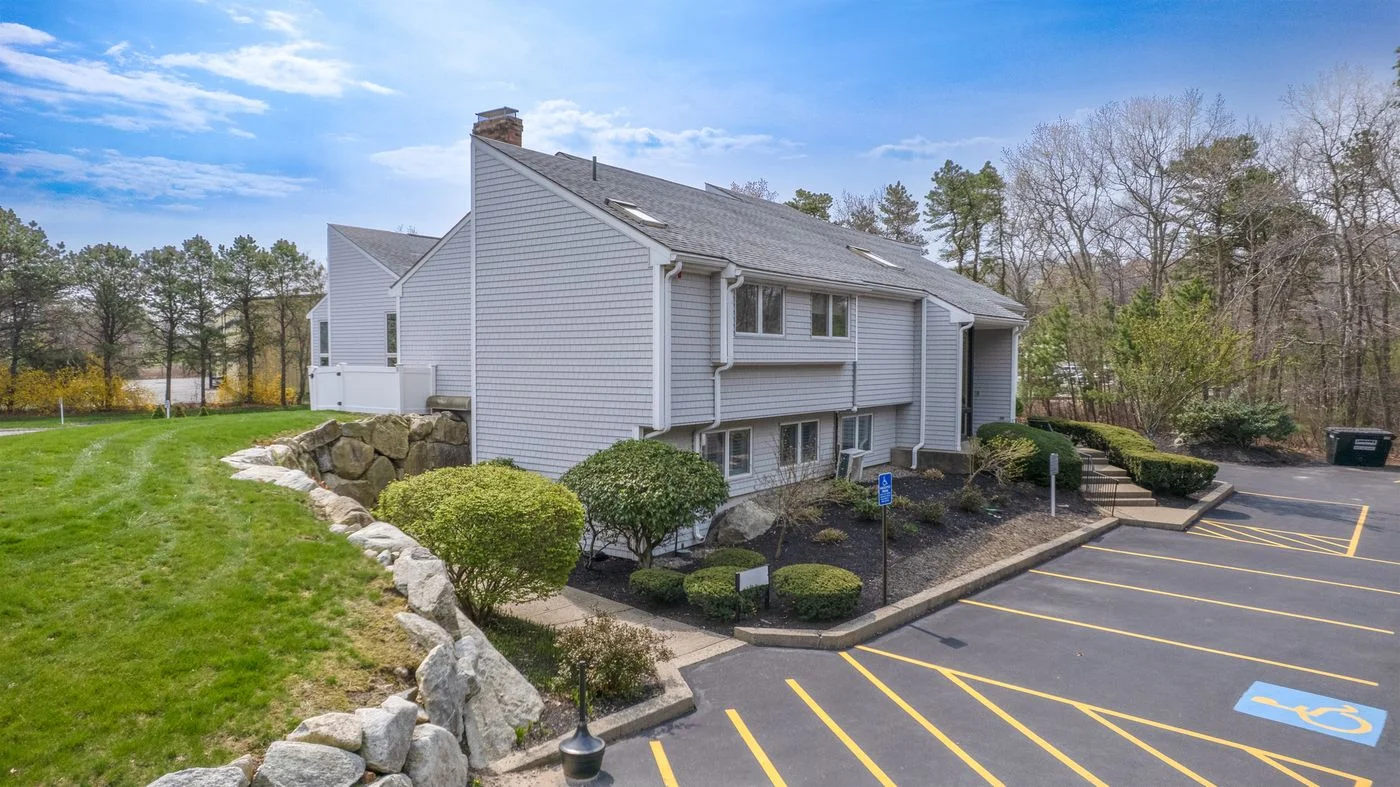 Photo-2 of 23 Aldrin Rd, Plymouth, MA 02360-4803