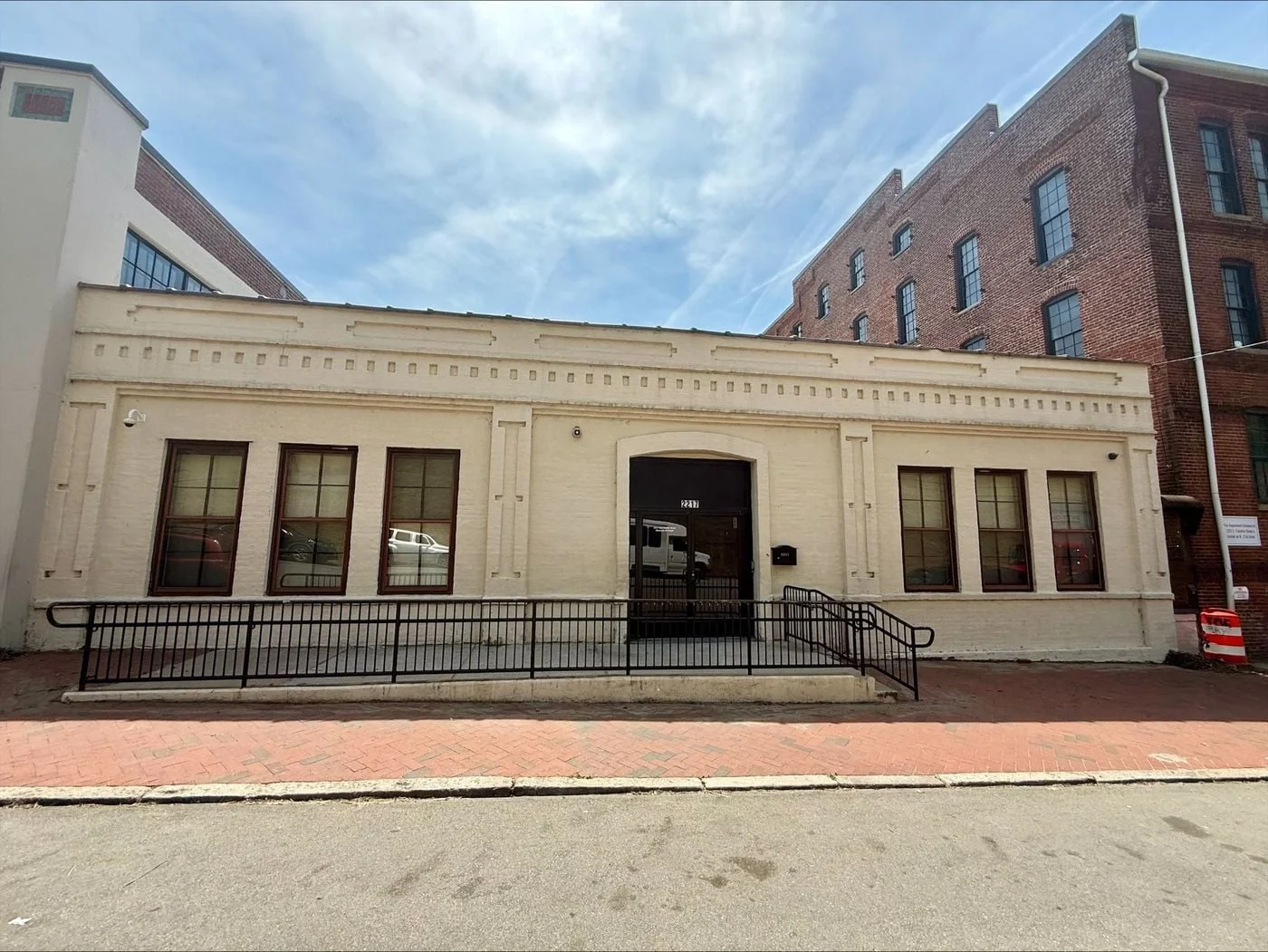 Photo 1 of 2217 E Franklin Street, Richmond, VA 23223