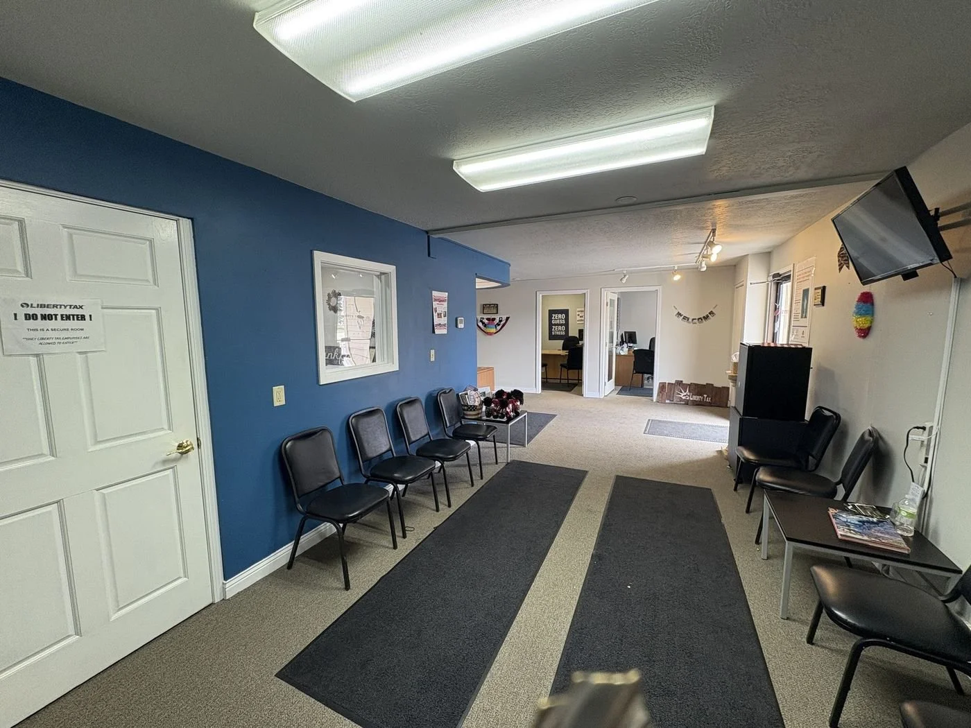 Photo-2 of 5604 W 41st St, Sioux Falls, SD 57106