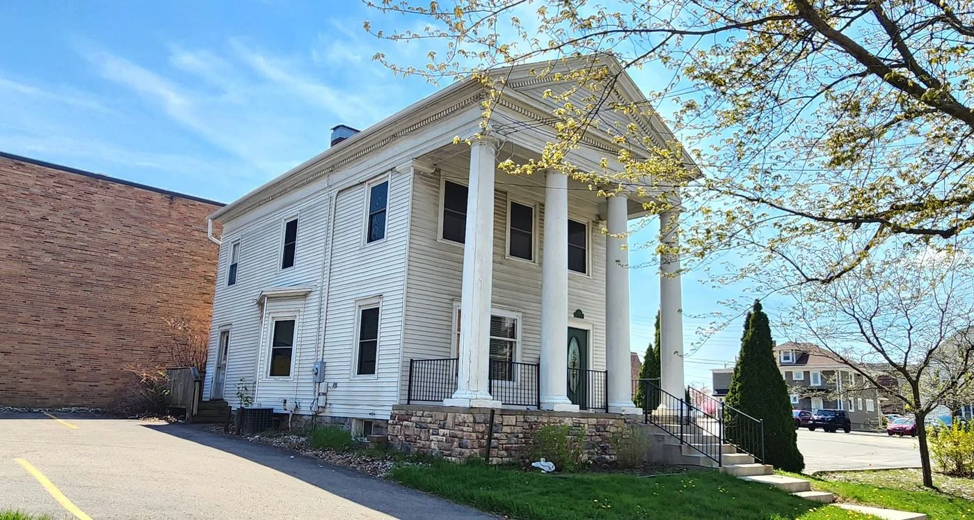 Photo-1 of 105 W. Hillsdale St., Lansing, MI 48933