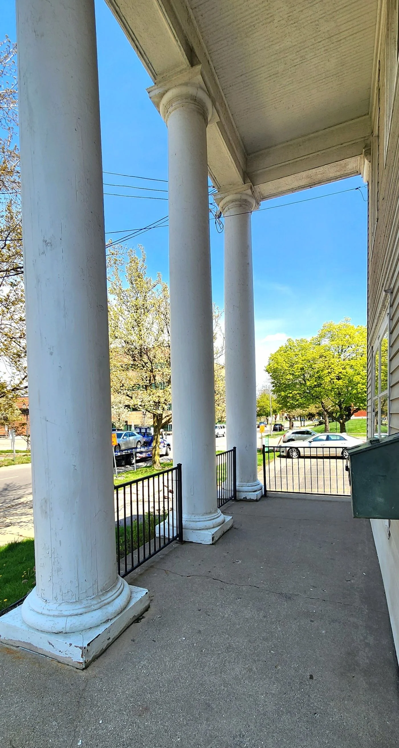 Photo-2 of 105 W. Hillsdale St., Lansing, MI 48933