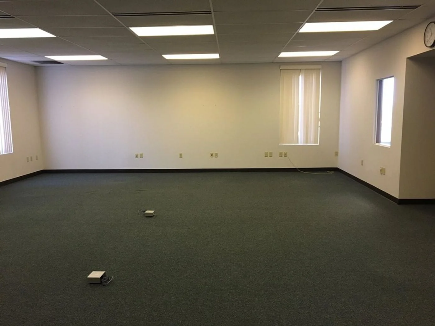 Photo 2 of 101 W Market St, Orrville, OH 44667