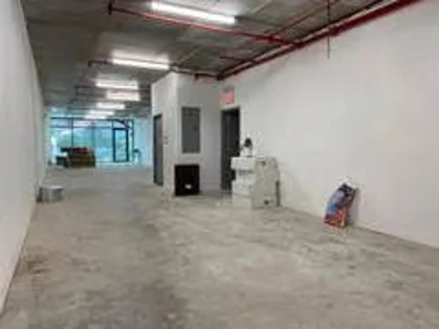 Photo 3 of 6110 182nd St 1st floor , Fresh Meadows, NY 11365