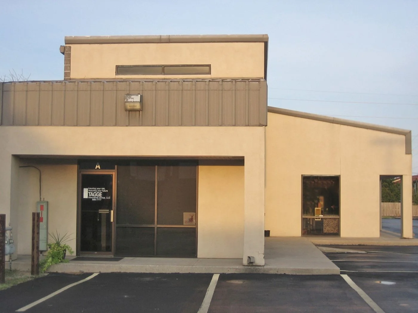 Photo 3 of 3051 S Kimbrough Ave, Springfield, MO 65807