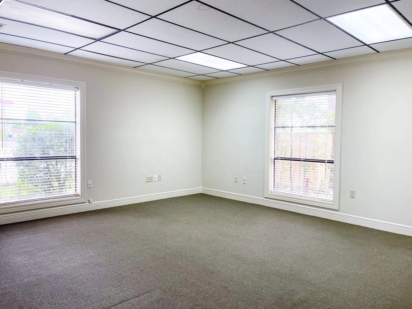 Photo-3 of 4744 Jamestown Ave, Baton Rouge, LA 70808