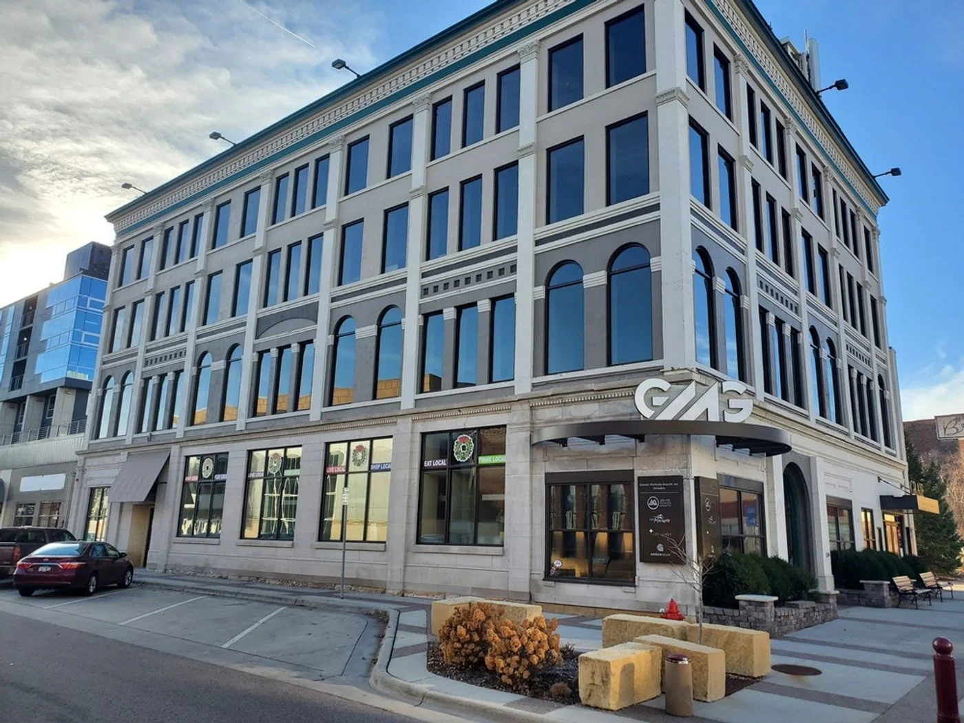 Photo-1 of 3 Civic Center Plaza, Mankato, MN 56001