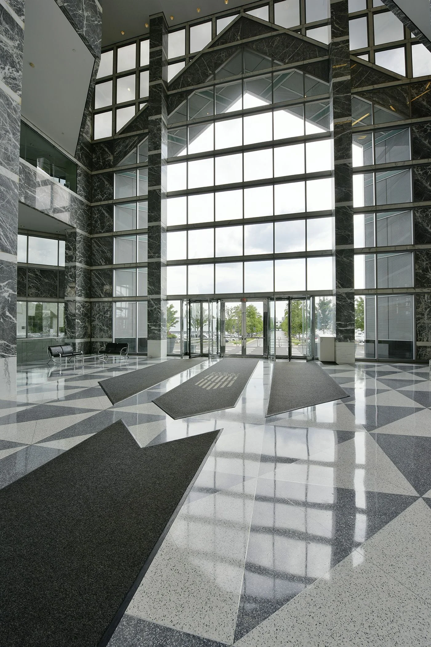 Photo 2 of 1 Tower Ln, Oakbrook Terrace, IL 60181