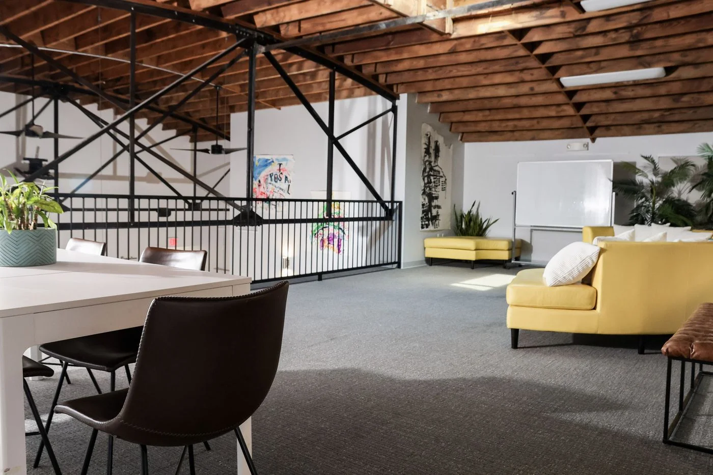 Photo 2 of 31 W 31st St, Kansas City, MO 64111