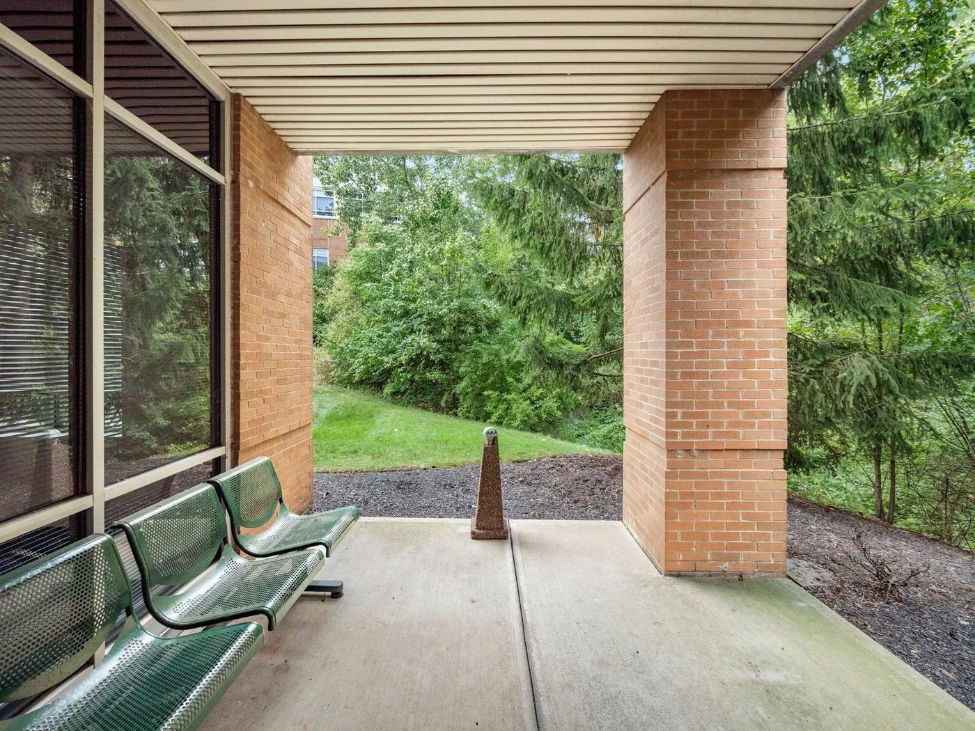 Photo-3 of 8740 Orion Place, Columbus, OH 43240