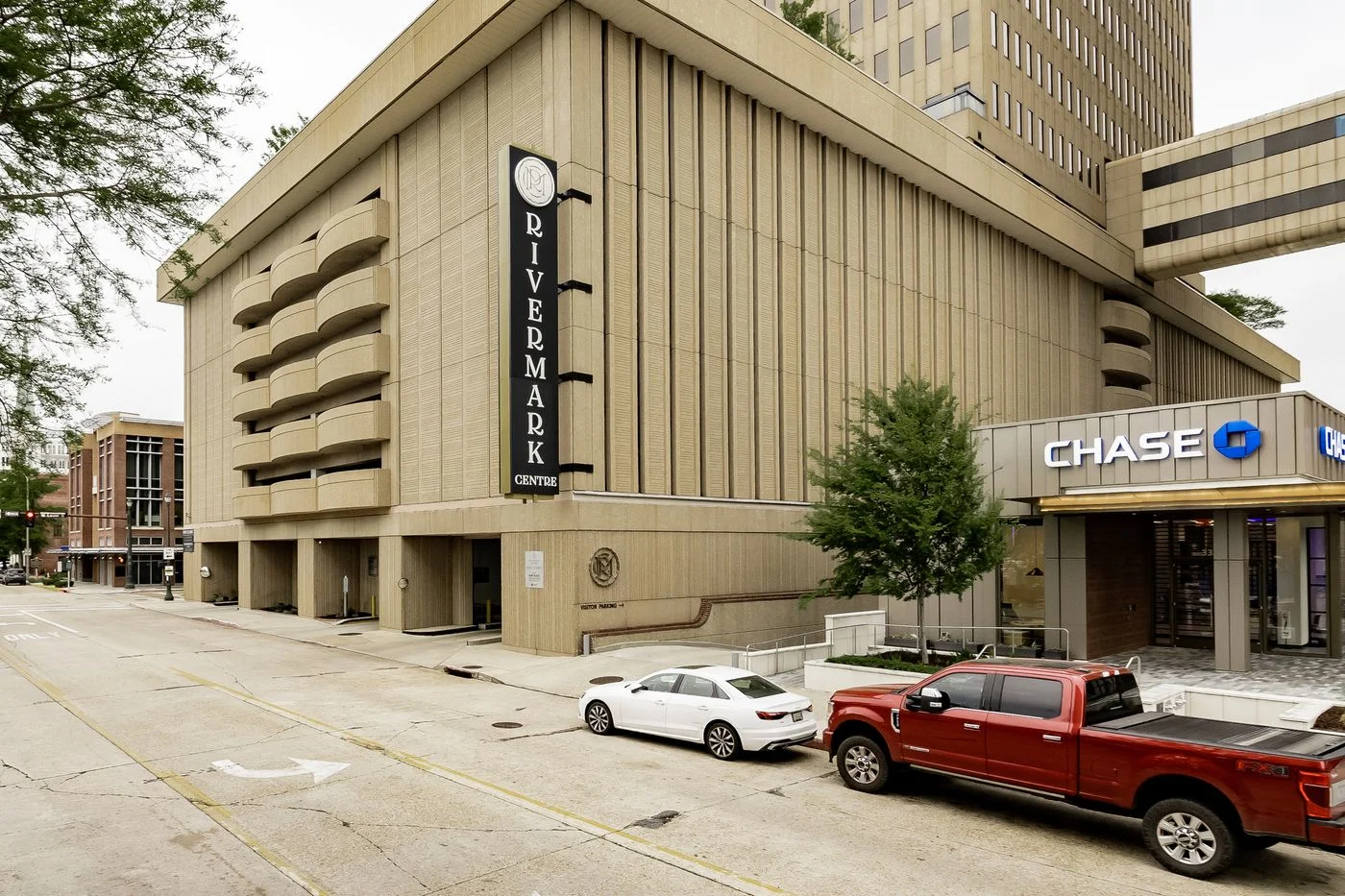 Photo-1 of 450 Laurel St, Baton Rouge, LA 70801