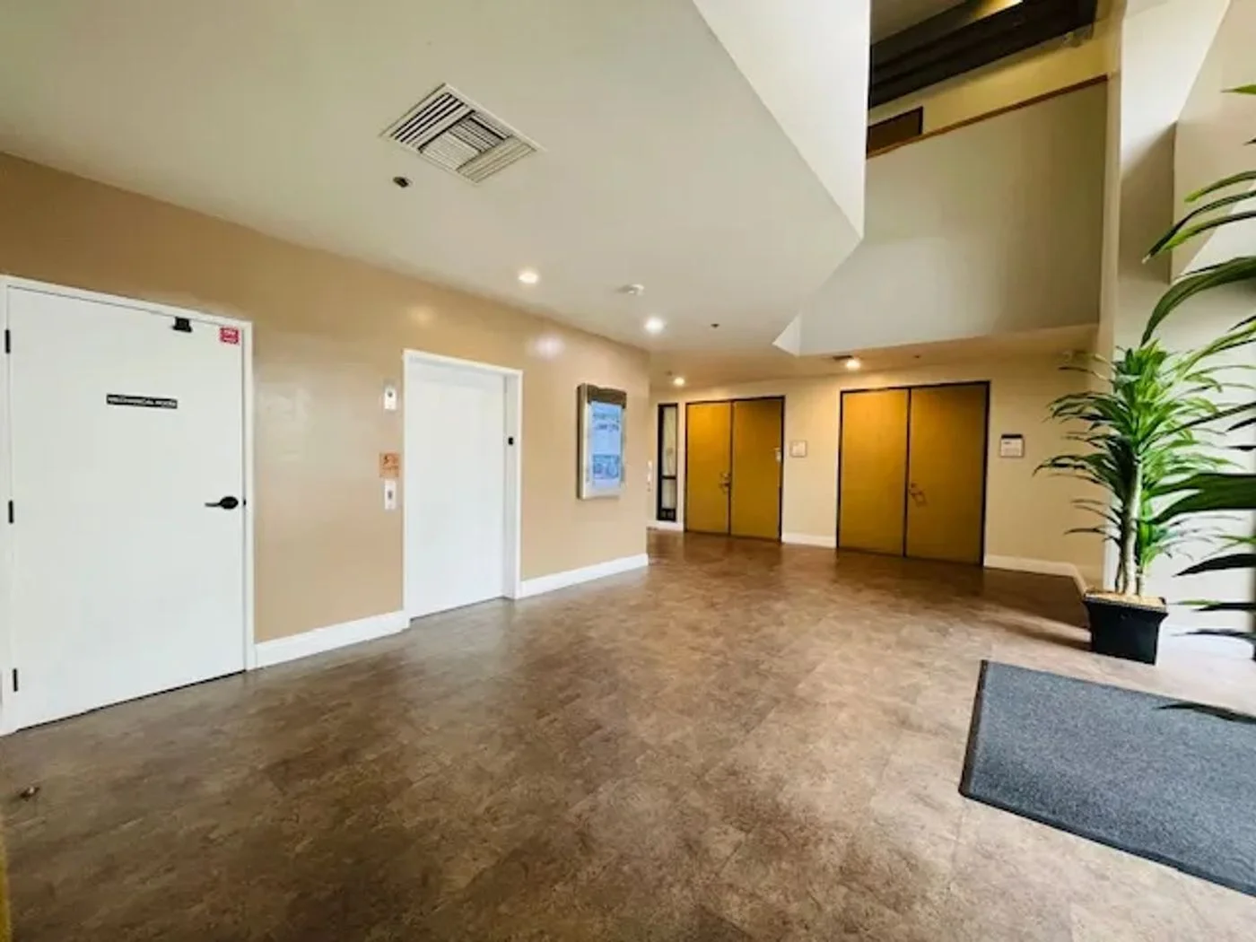 Photo 2 of 10737 Laurel St, Rancho Cucamonga, CA 91730