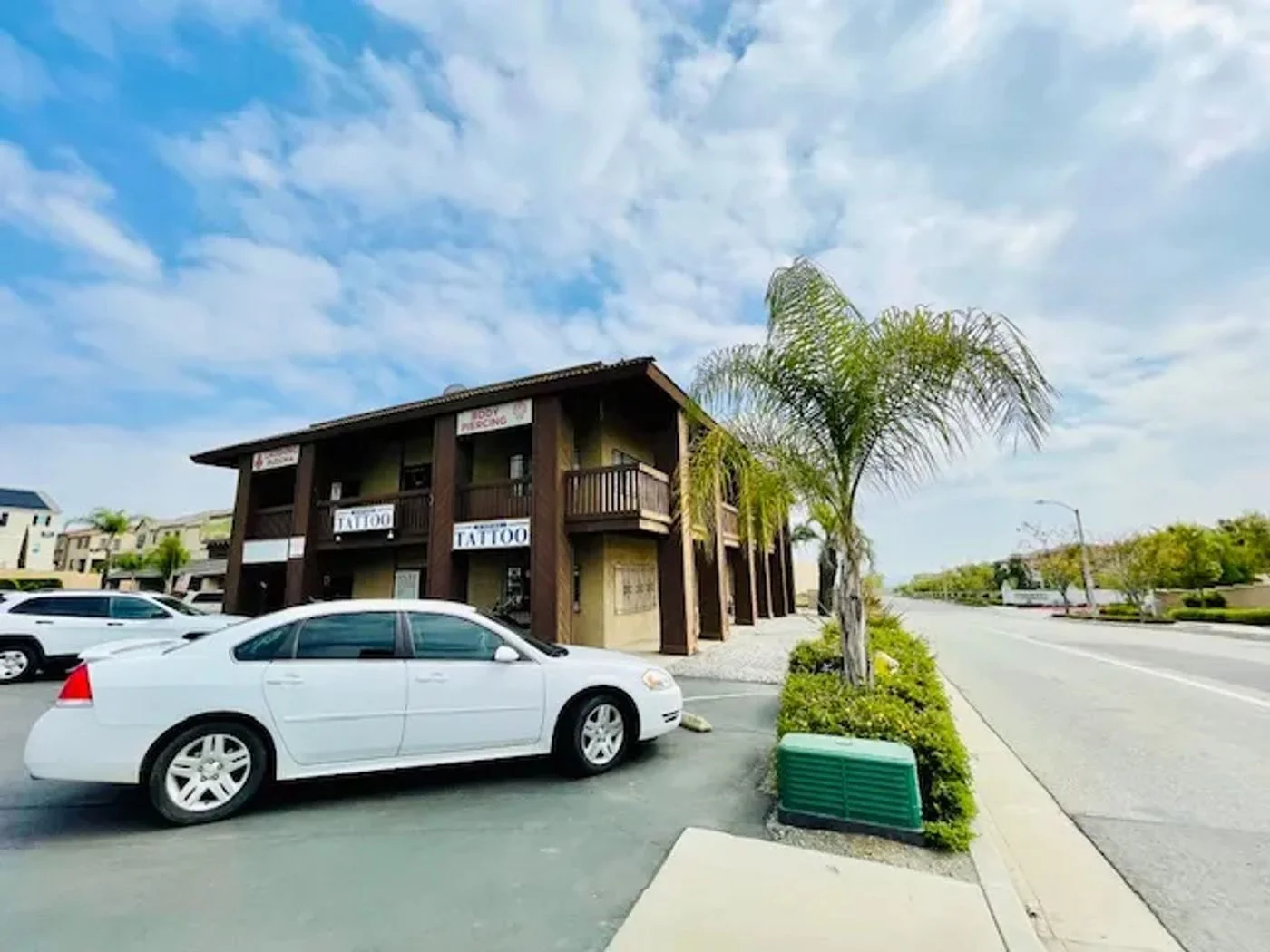 Photo 2 of 2176 W Foothill Blvd, Upland, CA 91786