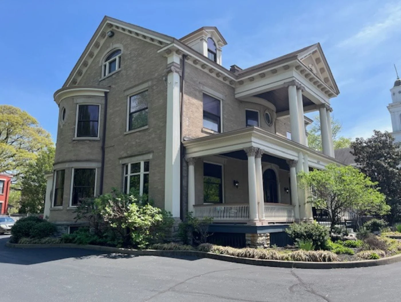 Photo 1 of 401 Park Ave, Newport, KY 41071