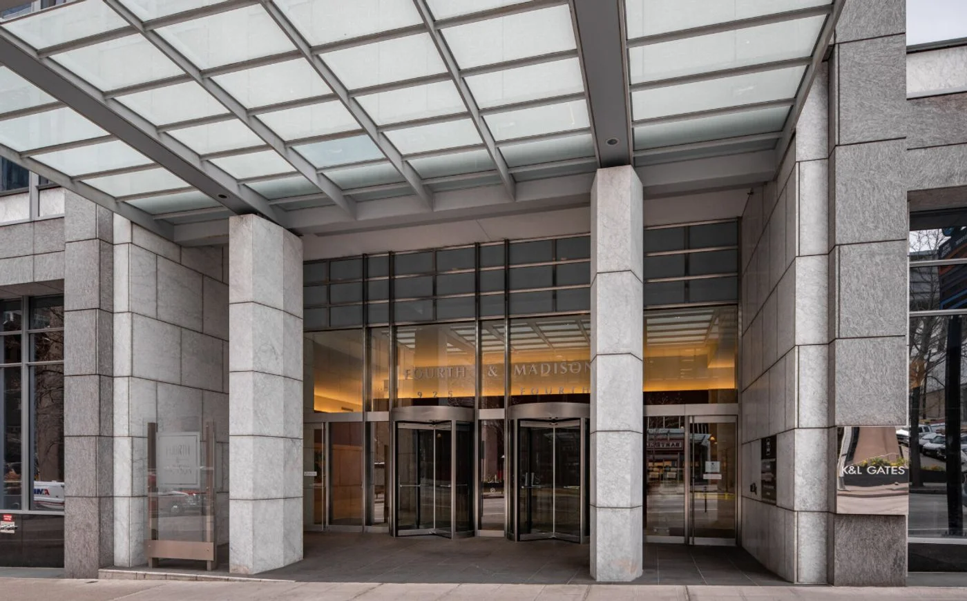 Photo 2 of 925 4th Ave, Seattle, WA 98104