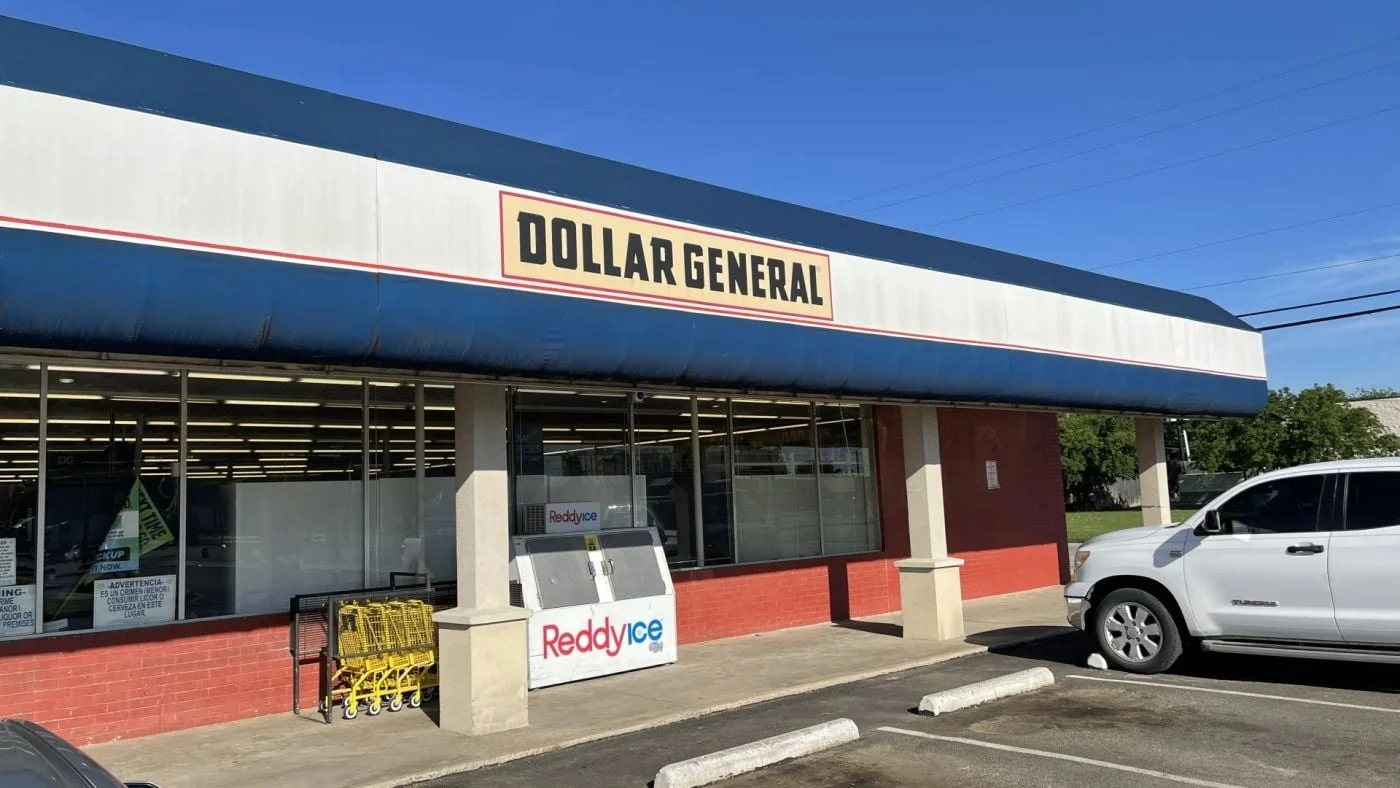 Photo 3 of 548 S Saginaw Blvd, Fort Worth, TX 76179