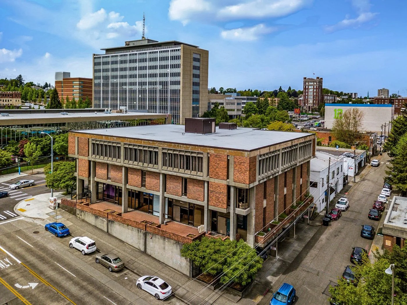 Photo 2 of 955 Tacoma Ave S, Tacoma, WA 98402