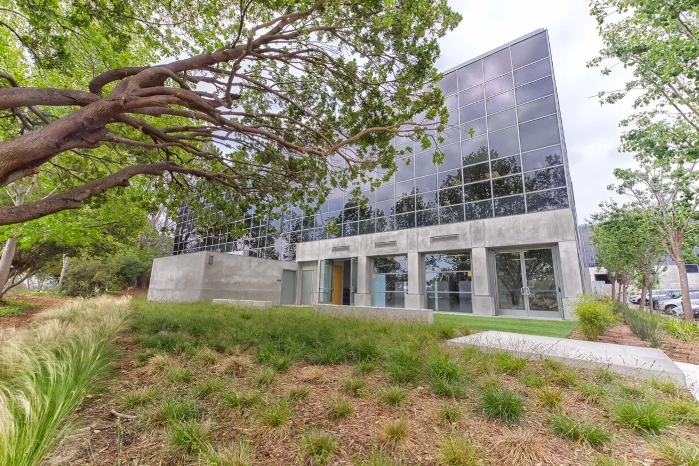 Photo 2 of 12651 High Bluff Dr, San Diego, CA 92130