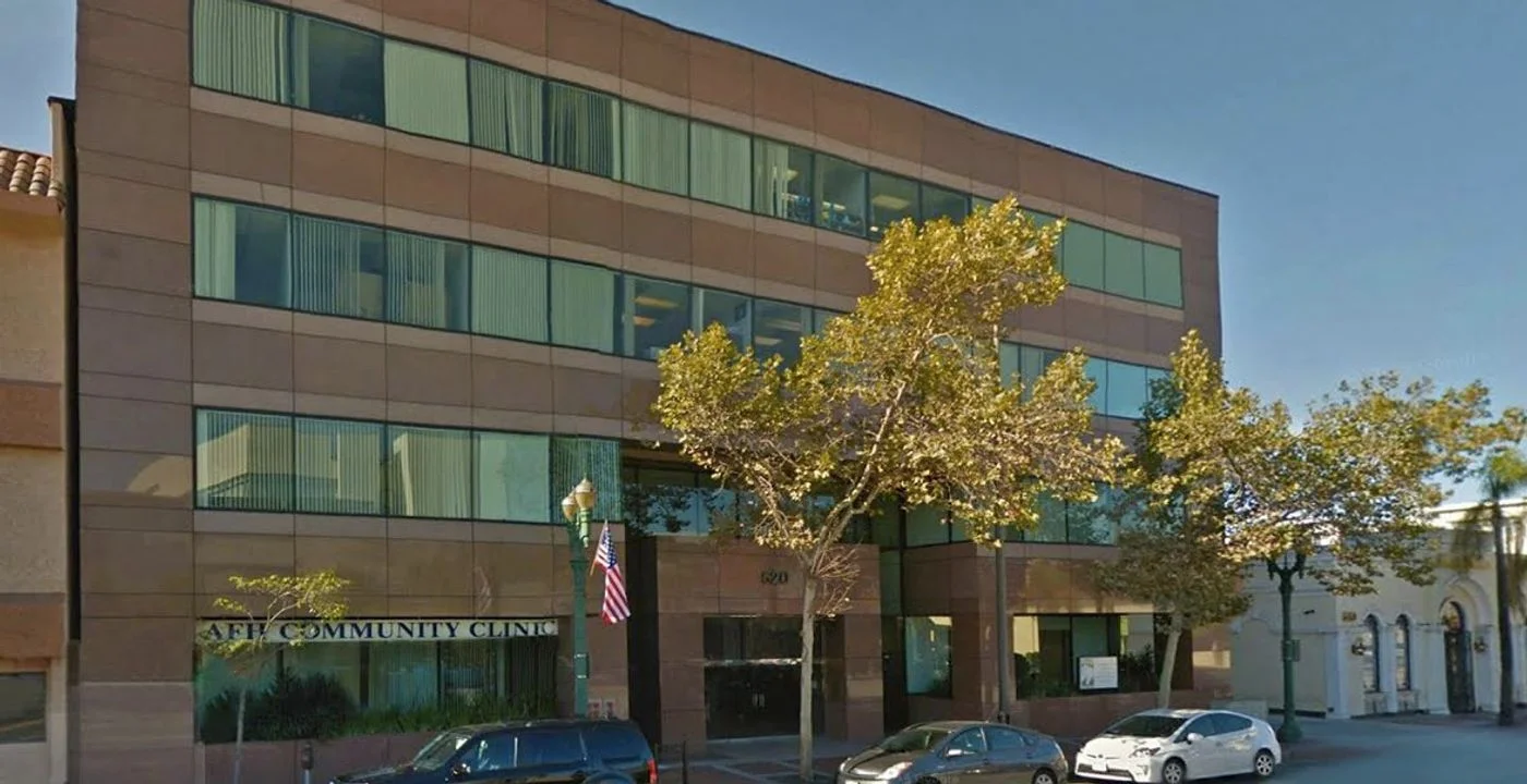 Photo 1 of 520 E Broadway, Glendale, CA 91205