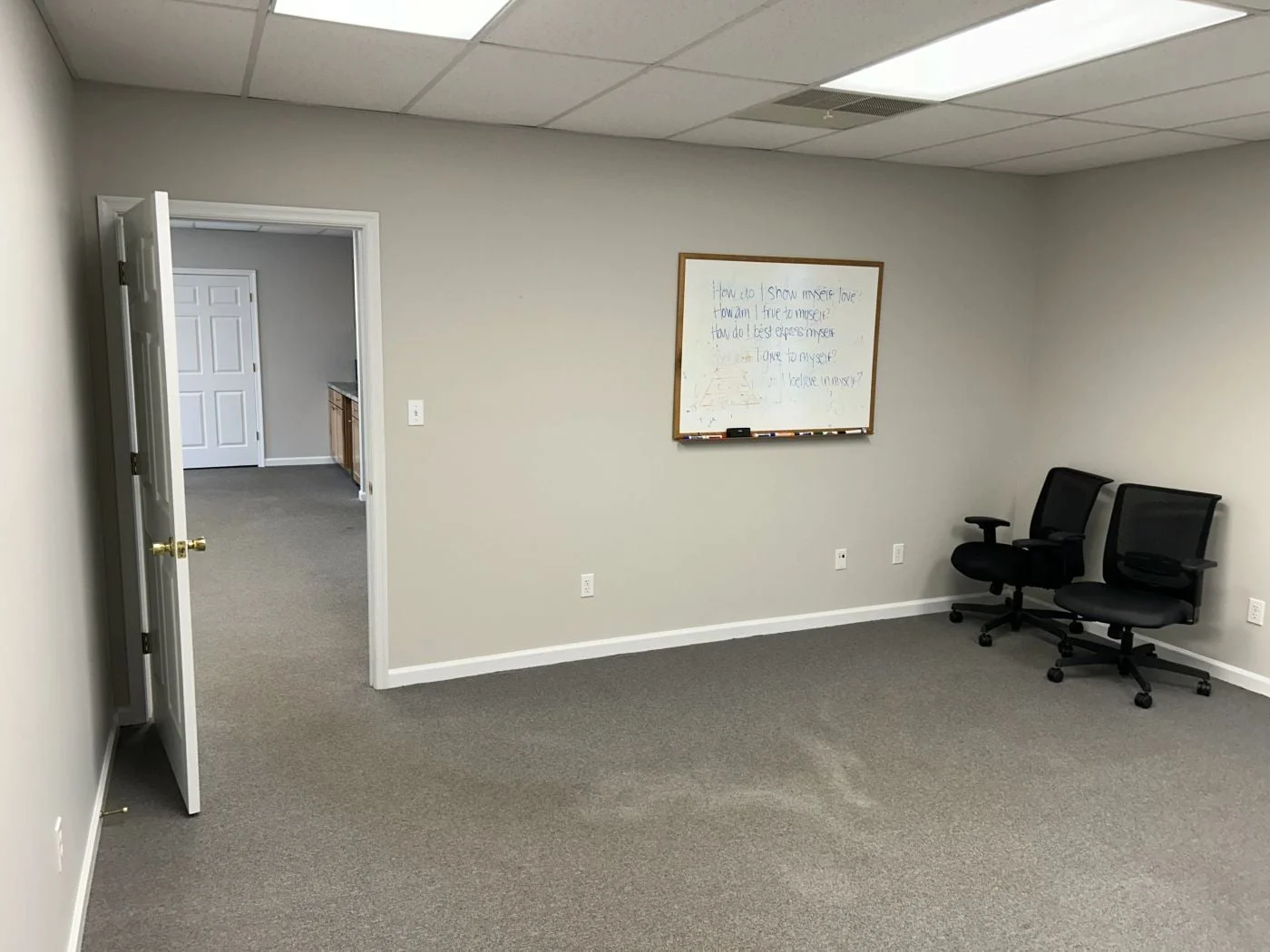 Photo 3 of 3696 Waterlick Rd, Forest, VA 24551