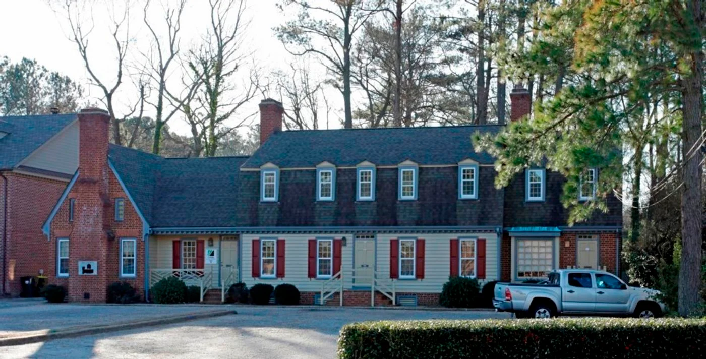 Photo 3 of 1213 Laskin Rd, Virginia Beach, VA 23451