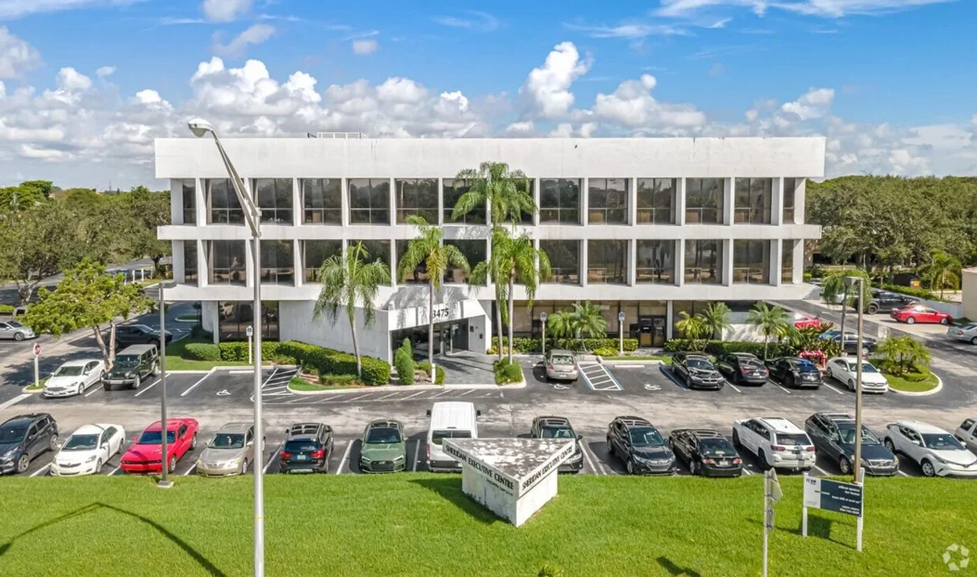 Photo-2 of 3475 Sheridan St, Hollywood, FL 33021