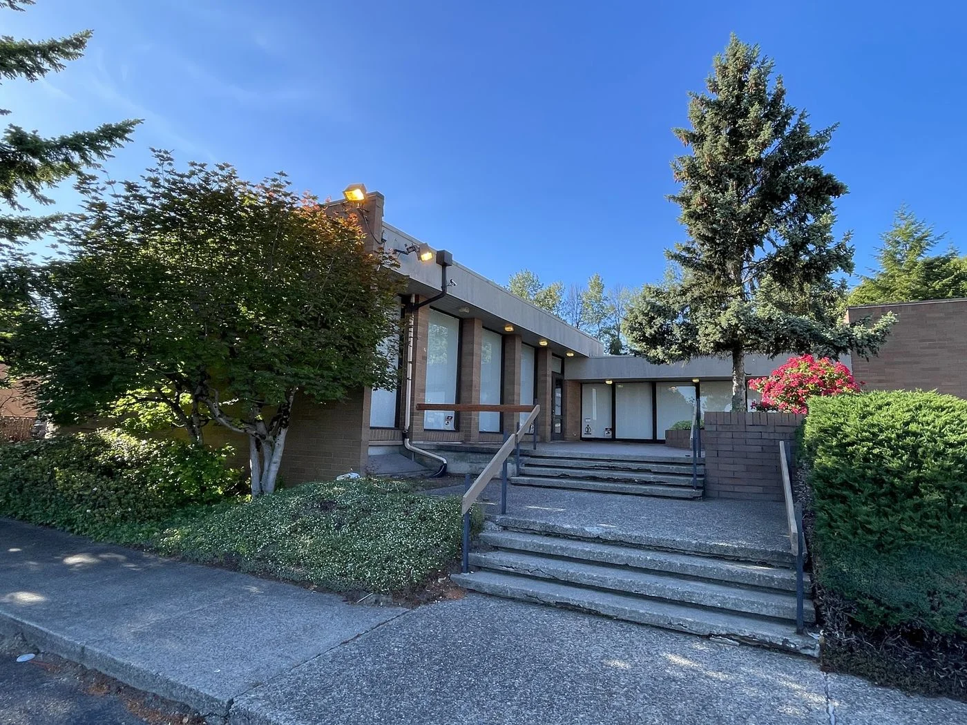 Photo 1 of 4901 Center St, Tacoma, WA 98409