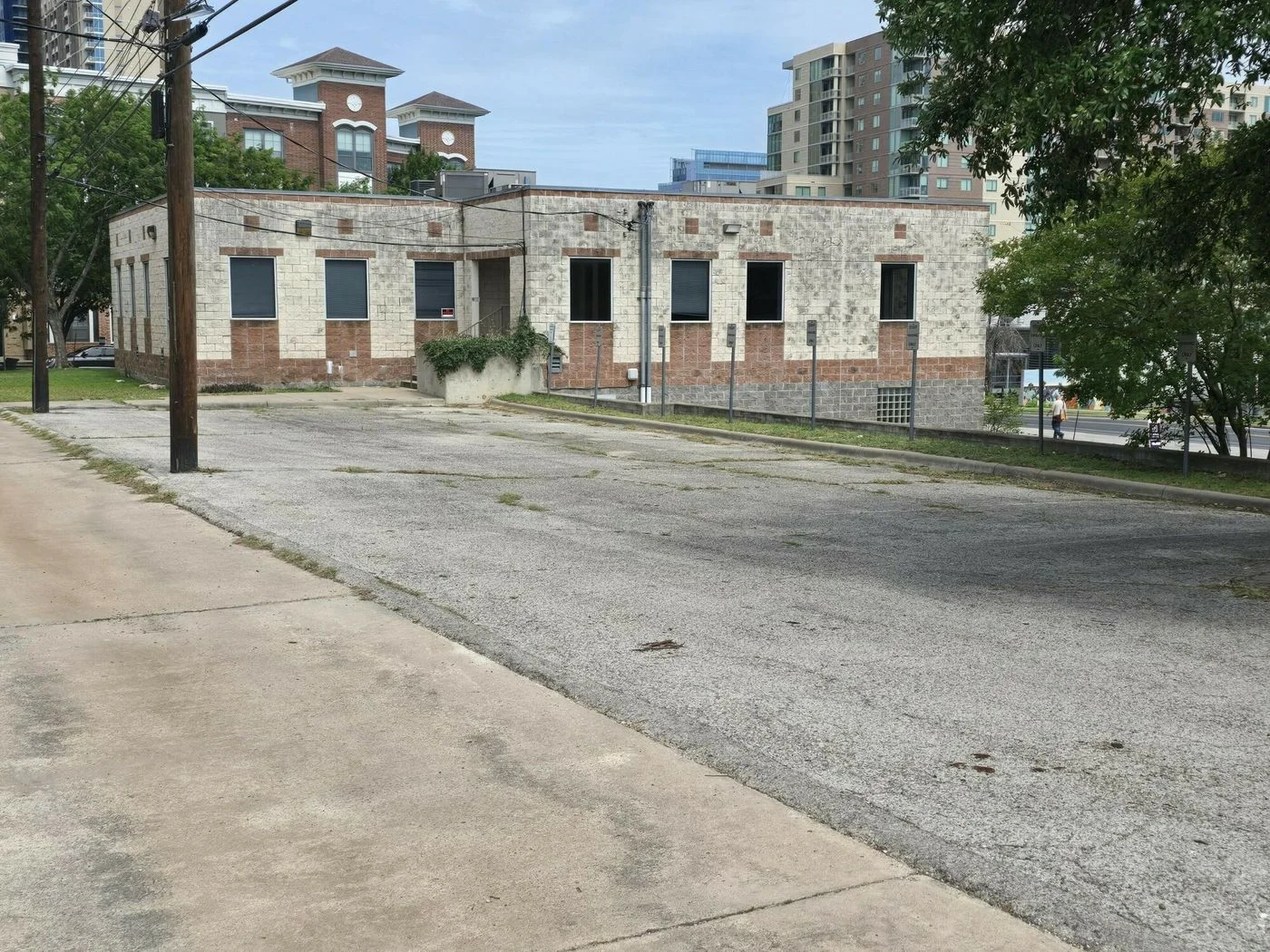 Photo 2 of 1009 East 11th Street, Austin, TX 78702