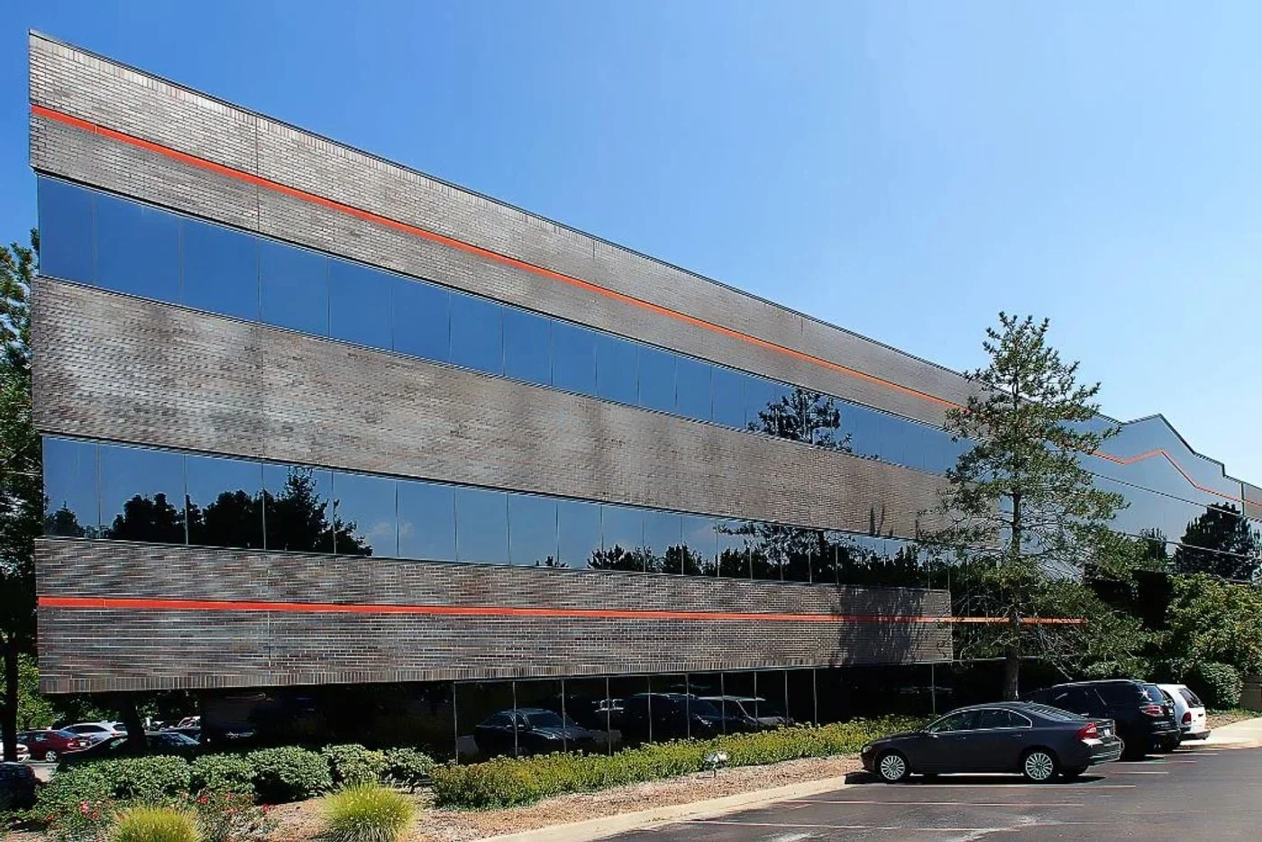 Photo 1 of 12977 N 40 Dr, Saint Louis, MO 63141