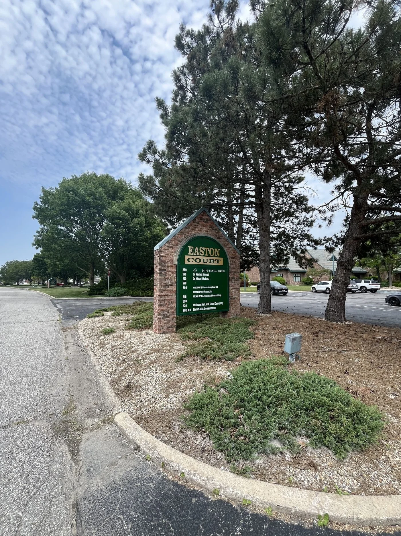 Photo 3 of Easton Court - 270-280 E 90th Dr, Merrillville, IN 46410