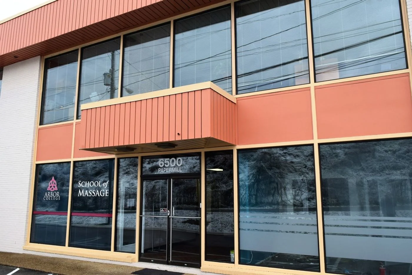 Photo 1 of 6500 Papermill , Knoxville, TN 37909