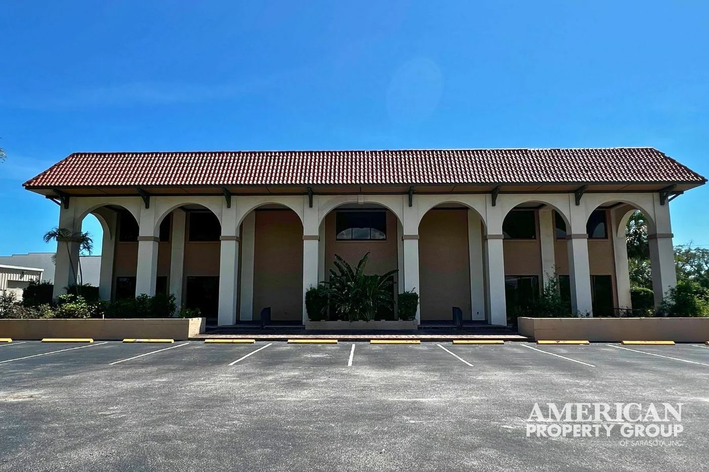 Photo 3 of 2100 South Tamiami Trail, Venice, FL 34293