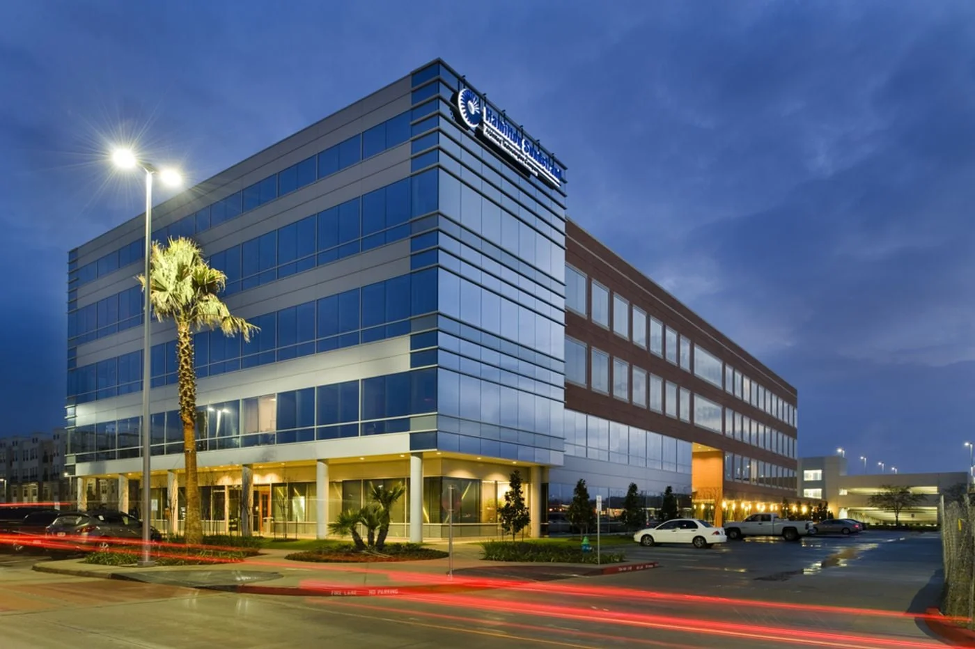 Photo 1 of 18050 Saturn Lane, Houston, TX 77058