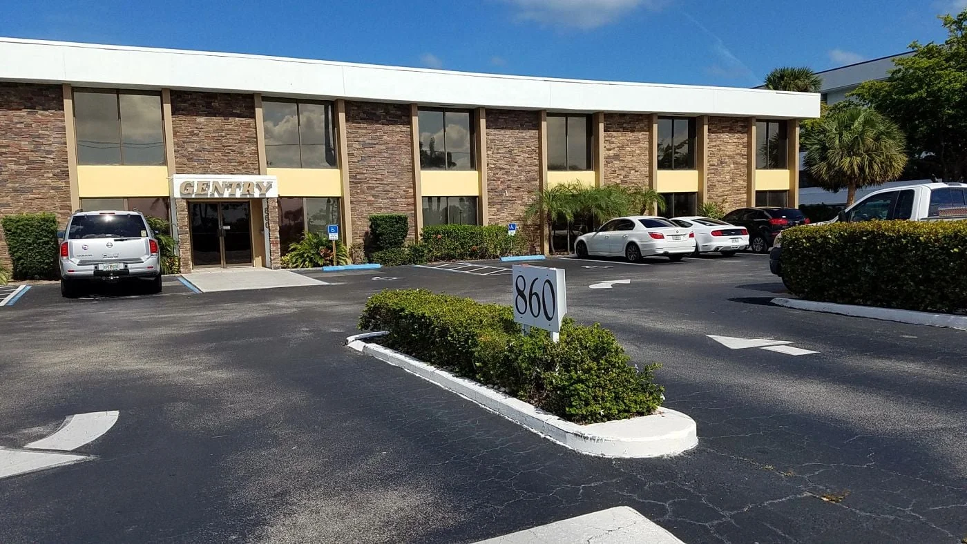 Photo 1 of 860 US Highway 1, North Palm Beach, FL 33408